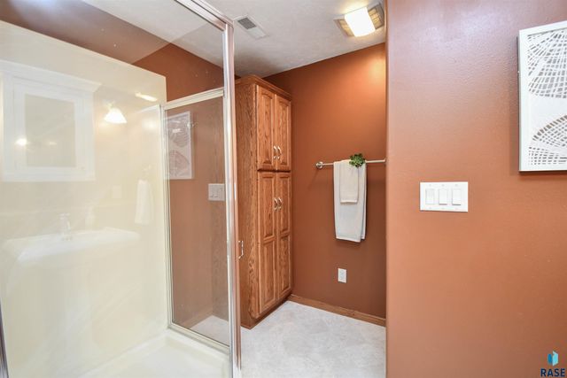 4101 S Florence Ave Avenue, Sioux Falls, SD 57103