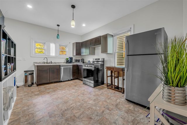 2270 Parker Street, Detroit, MI 48214