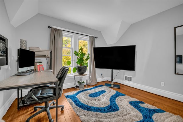 2270 Parker Street, Detroit, MI 48214