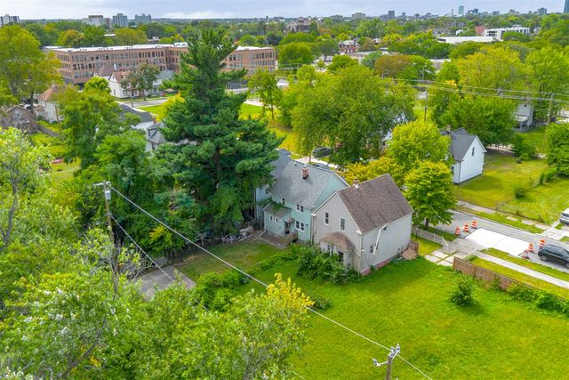 2270 Parker Street, Detroit, MI 48214