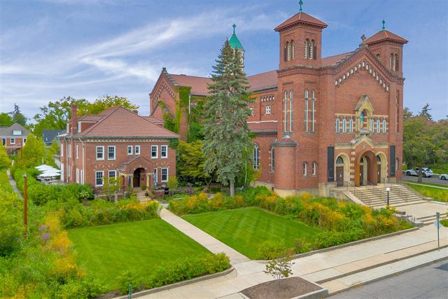 2270 Parker Street, Detroit, MI 48214