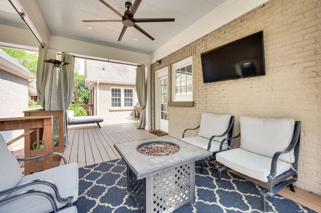 3619 Caldwell Ct, Nashville, TN 37204