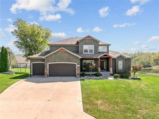 1210 Hillmann Lane, Warrensburg, MO 64093