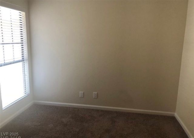 2031 San Simeon Street, Las Vegas, NV 89108