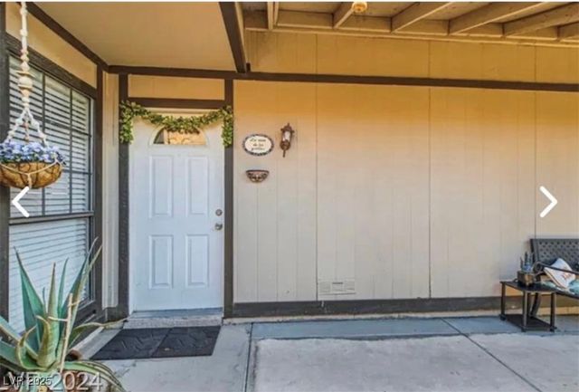 2031 San Simeon Street, Las Vegas, NV 89108