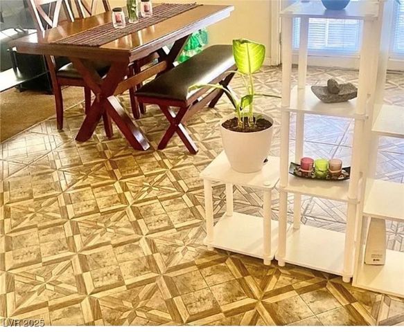 2031 San Simeon Street, Las Vegas, NV 89108