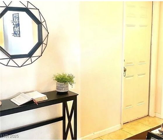 2031 San Simeon Street, Las Vegas, NV 89108