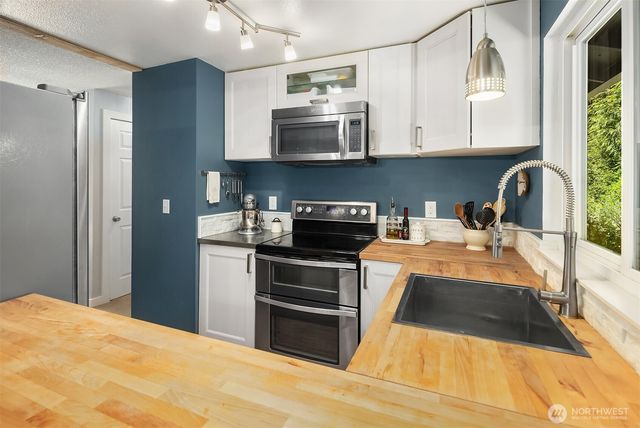 16409 29th Drive SE, Bothell, WA 98021