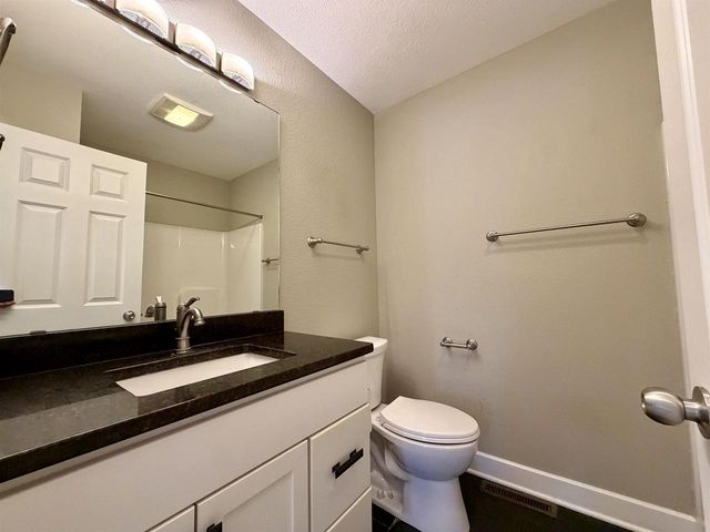824 E Dayton Street, Madison, WI 53703