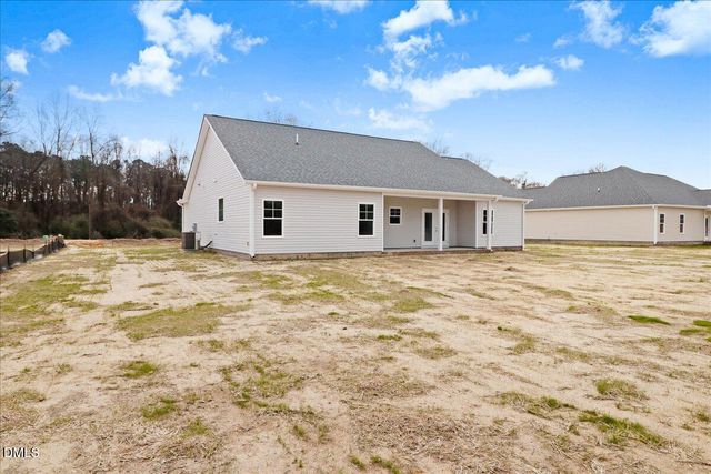 309 Creeks Edge Drive, Pikeville, NC 27863