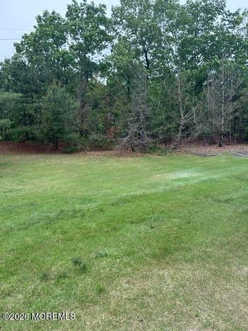 23 Sequoia Court, Barnegat, NJ 08005