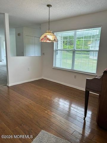 23 Sequoia Court, Barnegat, NJ 08005
