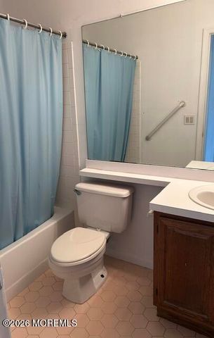 23 Sequoia Court, Barnegat, NJ 08005