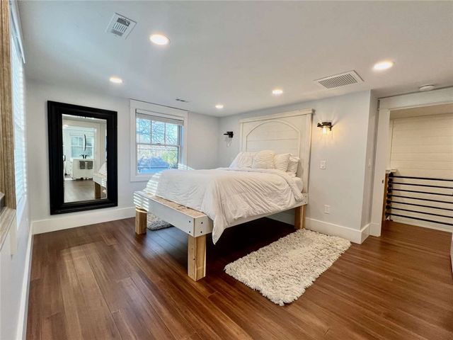 54 Isabelle Drive, Narragansett, RI 02882