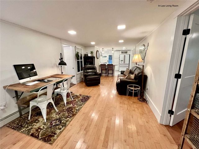 54 Isabelle Drive, Narragansett, RI 02882