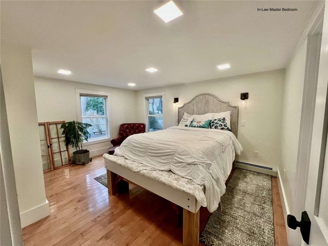 54 Isabelle Drive, Narragansett, RI 02882