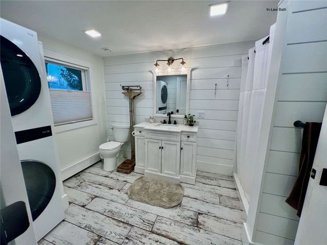54 Isabelle Drive, Narragansett, RI 02882