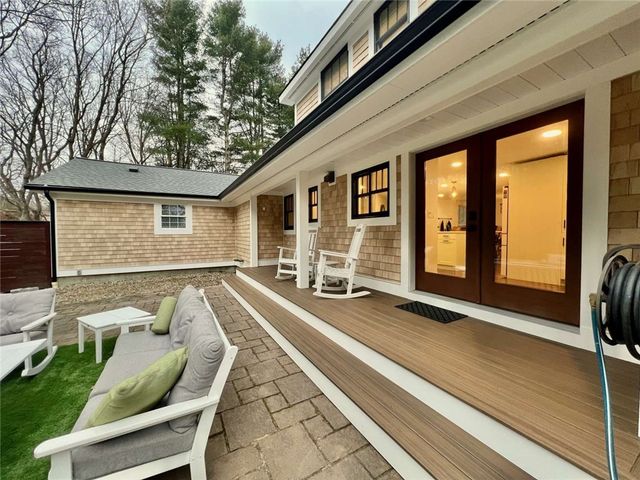 54 Isabelle Drive, Narragansett, RI 02882