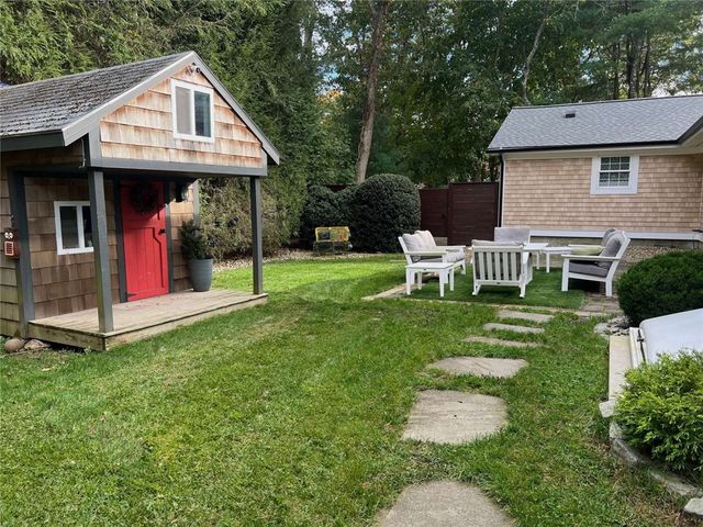 54 Isabelle Drive, Narragansett, RI 02882