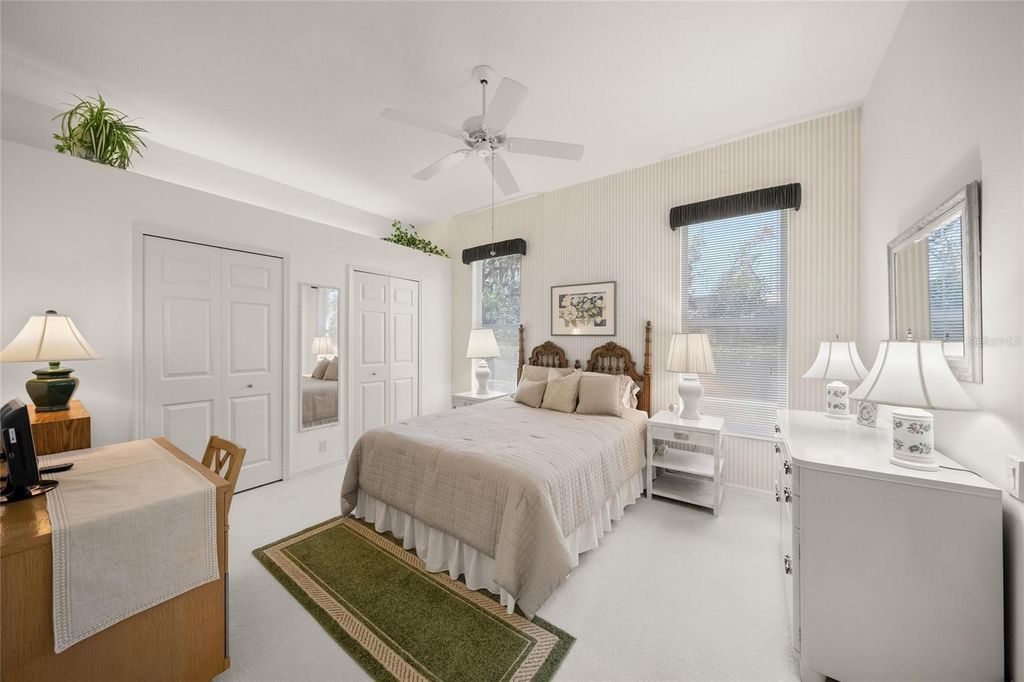 Image 31 of property listing at 2799 DICK WILSON DRIVE, Sarasota, FL 34240