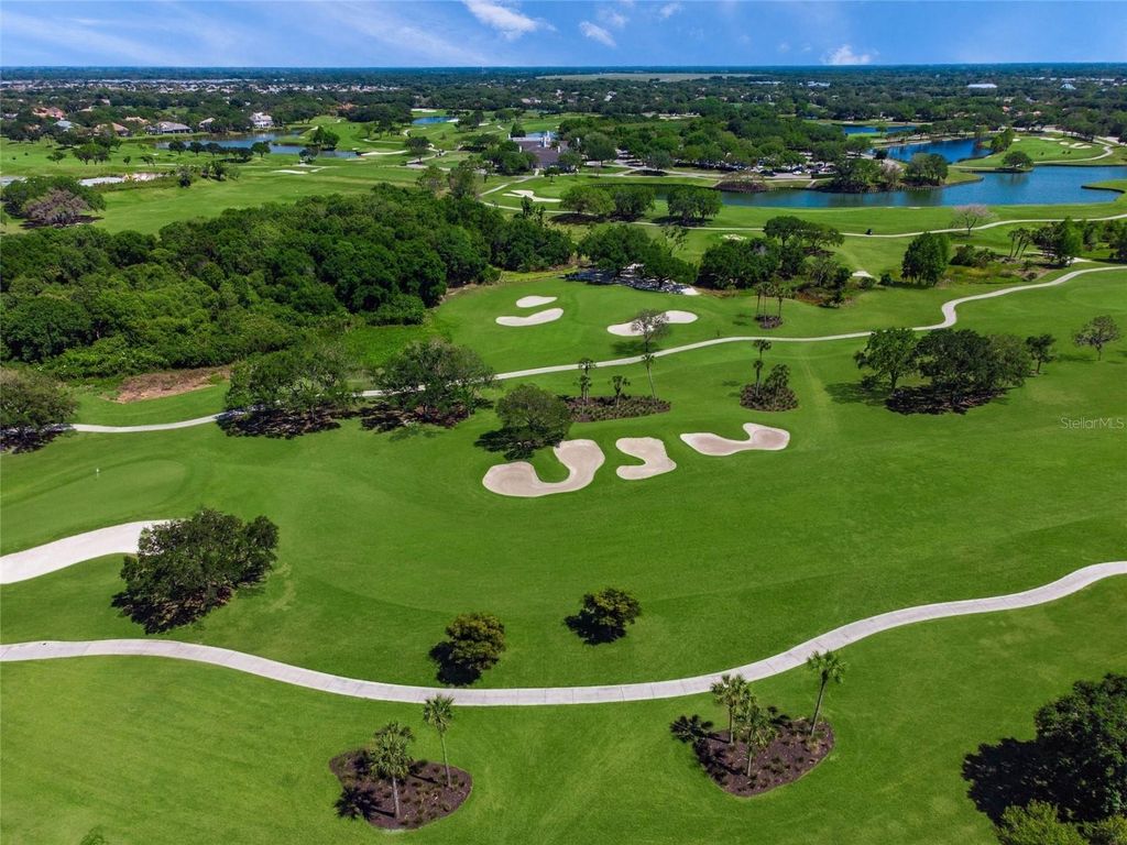 Image 65 of property listing at 2799 DICK WILSON DRIVE, Sarasota, FL 34240