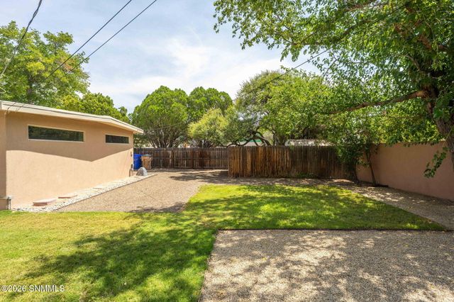 425 Palmer Road, Las Cruces, NM 88005