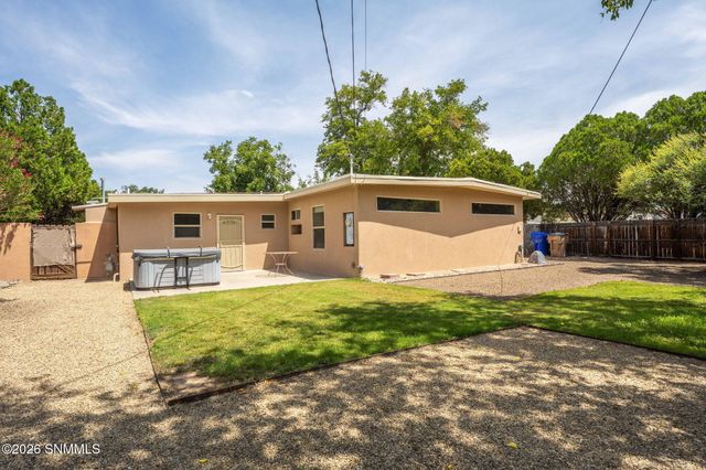 425 Palmer Road, Las Cruces, NM 88005