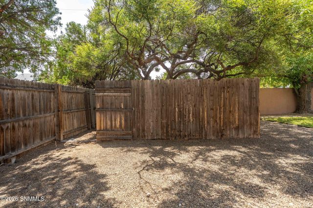425 Palmer Road, Las Cruces, NM 88005
