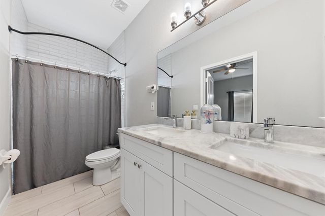 525 NW 12th Avenue, Boynton Beach, FL 33435