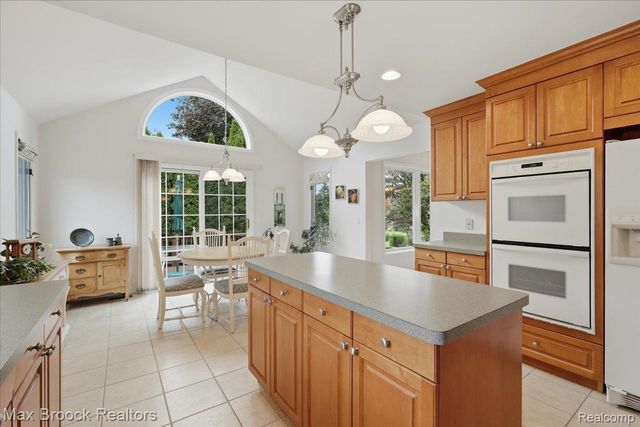 1731 Rico Road, Commerce Charter Township, MI 48382