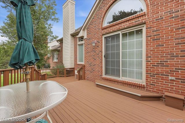 1731 Rico Road, Commerce Charter Township, MI 48382