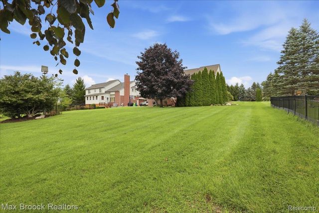 1731 Rico Road, Commerce Charter Township, MI 48382