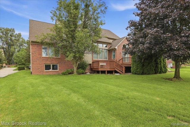 1731 Rico Road, Commerce Charter Township, MI 48382