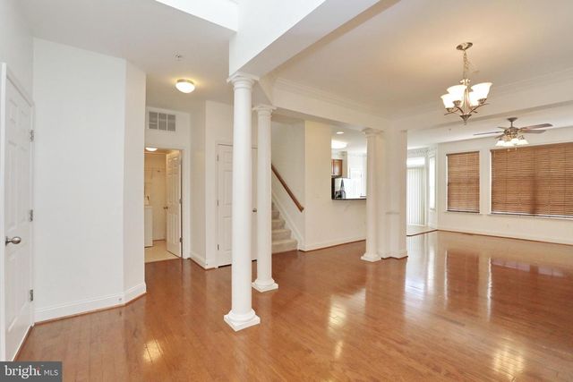 1028 LLANO DR, La Plata, MD 20646