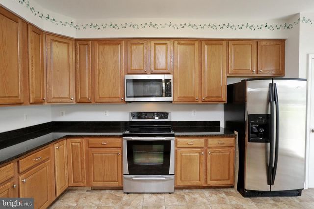 1028 LLANO DR, La Plata, MD 20646