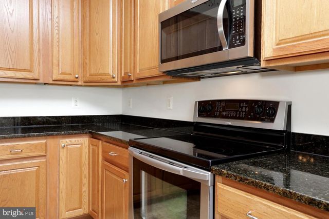 1028 LLANO DR, La Plata, MD 20646