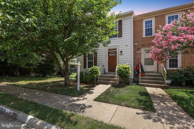 7403 HOUNDSBURY CT, Alexandria, VA 22315