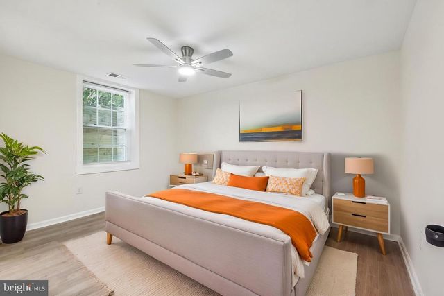 7403 HOUNDSBURY CT, Alexandria, VA 22315