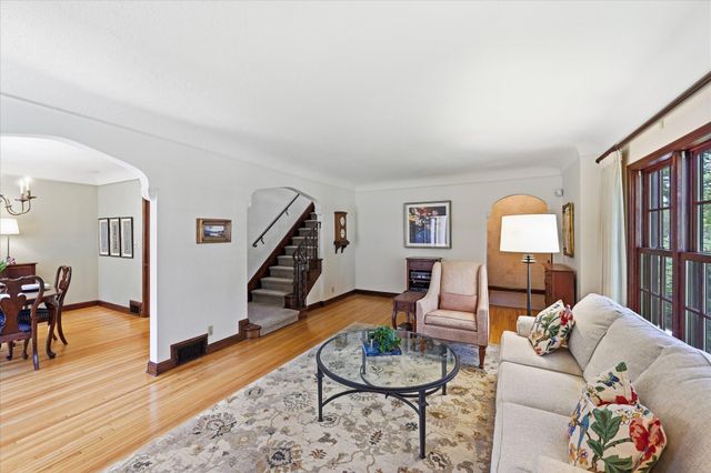 2732 Drew Avenue S, Minneapolis, MN 55416