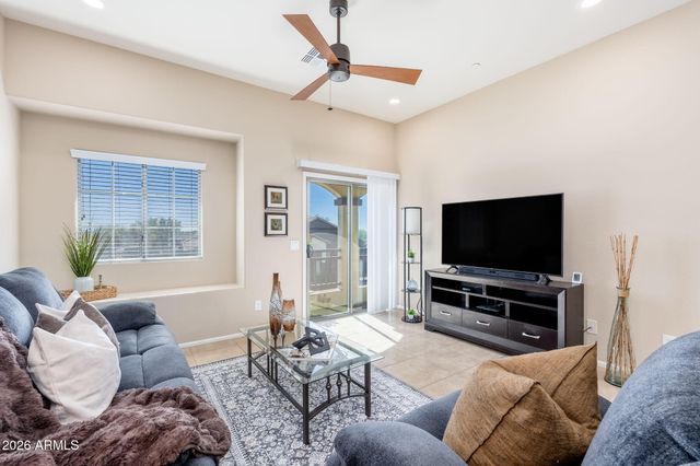2725 E MINE CREEK Road 2192, Phoenix, AZ 85024