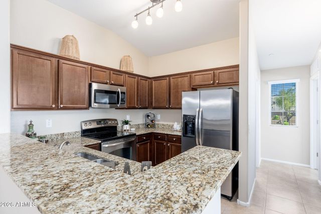 2725 E MINE CREEK Road 2192, Phoenix, AZ 85024