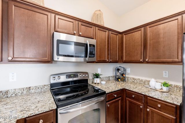2725 E MINE CREEK Road 2192, Phoenix, AZ 85024