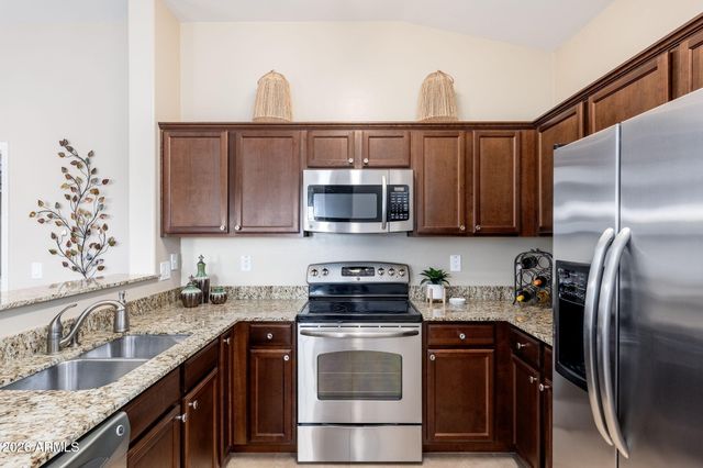 2725 E MINE CREEK Road 2192, Phoenix, AZ 85024