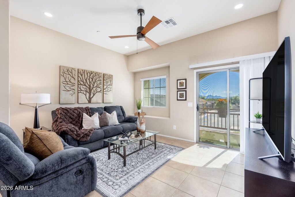 2725 E MINE CREEK Road 2192, Phoenix, AZ 85024