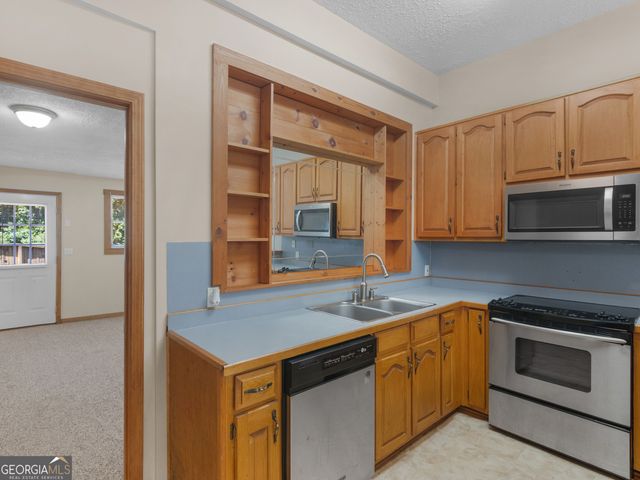 382 Indian Creek Road, Locust Grove, GA 30248
