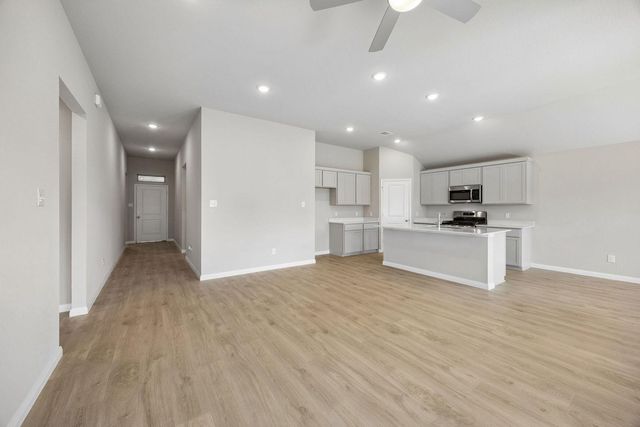 4729 Bridwell, Austin, TX 78754