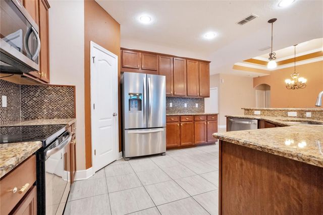 2210 VALTERRA VISTA WAY, Valrico, FL 33594
