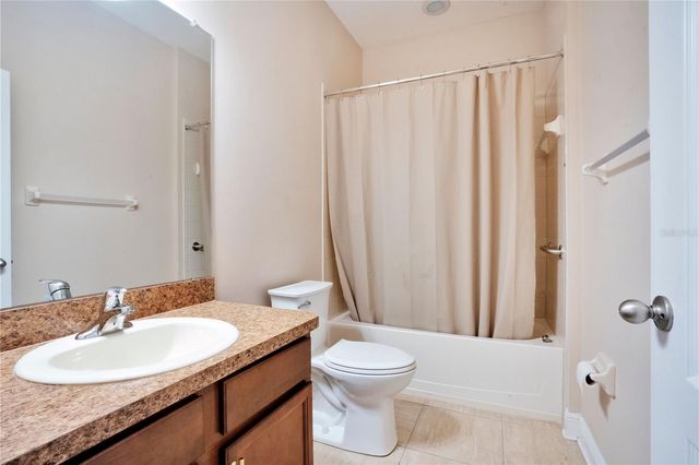 2210 VALTERRA VISTA WAY, Valrico, FL 33594