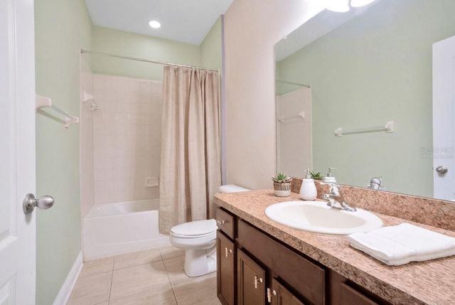 2210 VALTERRA VISTA WAY, Valrico, FL 33594