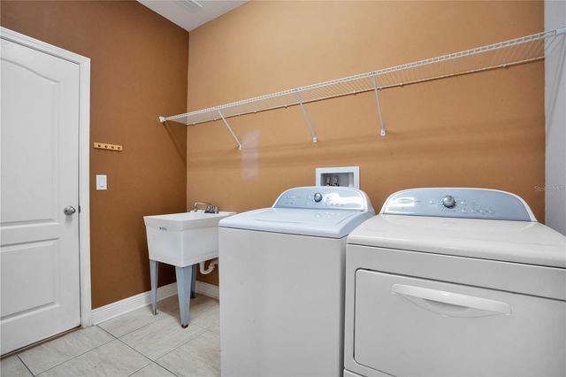 2210 VALTERRA VISTA WAY, Valrico, FL 33594